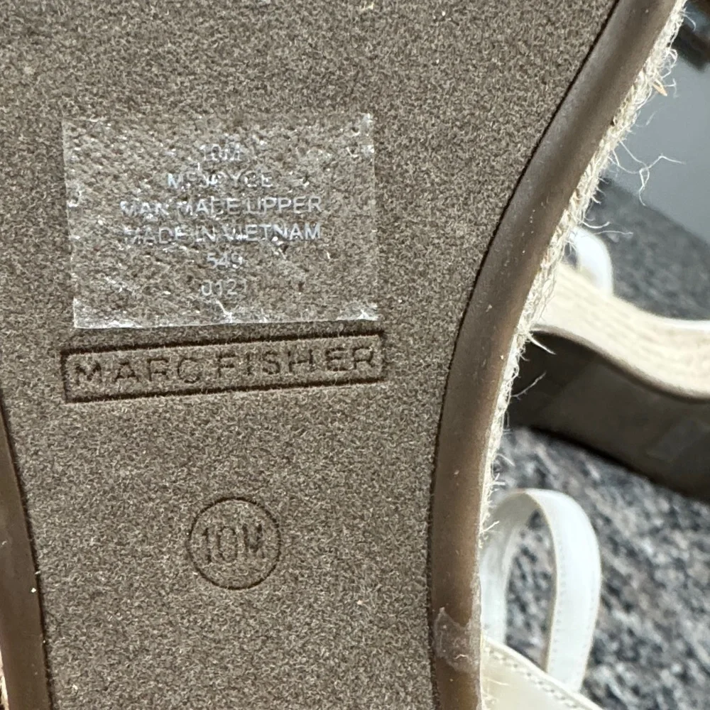 Marc Fisher White platform Espadrilles EUC 10